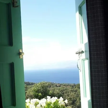Charming House With Stunning View Apartment Arvanitakeika Exterior photo